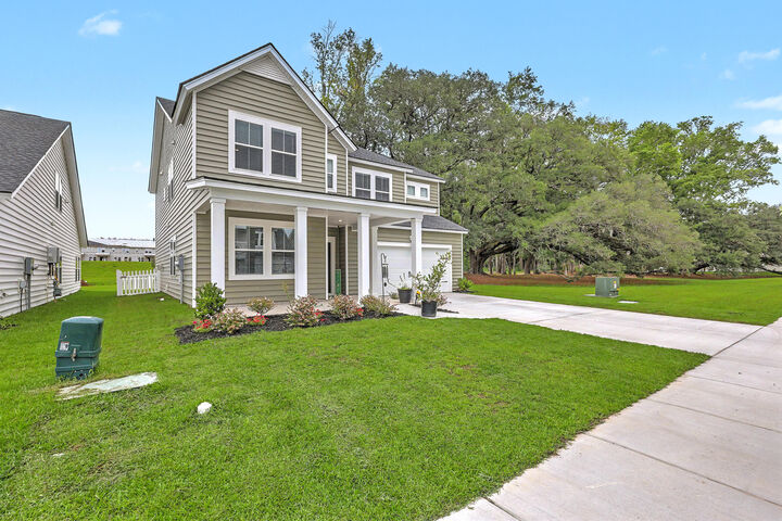 Property Photo:  411 Cropfield Drive  SC 29485 