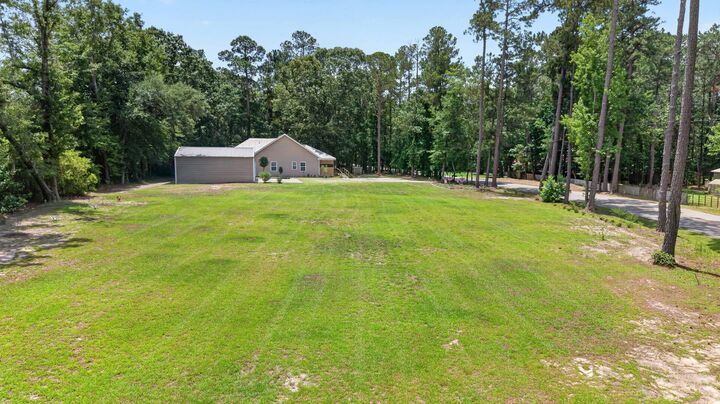 Property Photo: 1772 Kenwood Road SC 29102