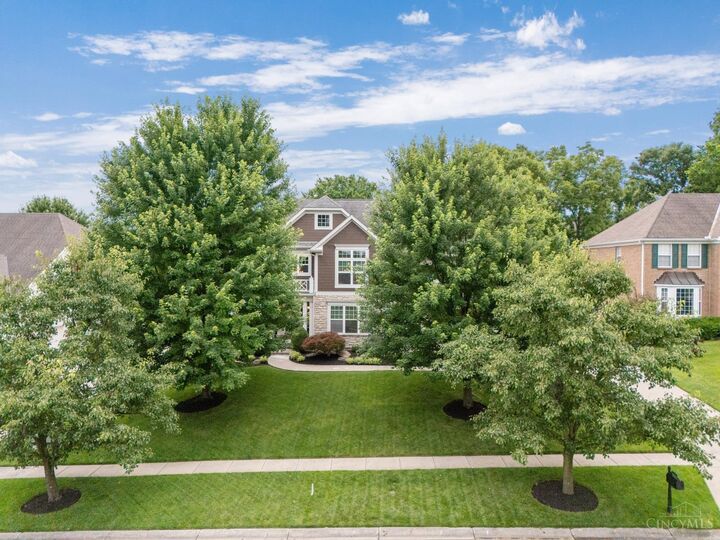 Property Photo: 6613 Hollow Tree Court OH 45040