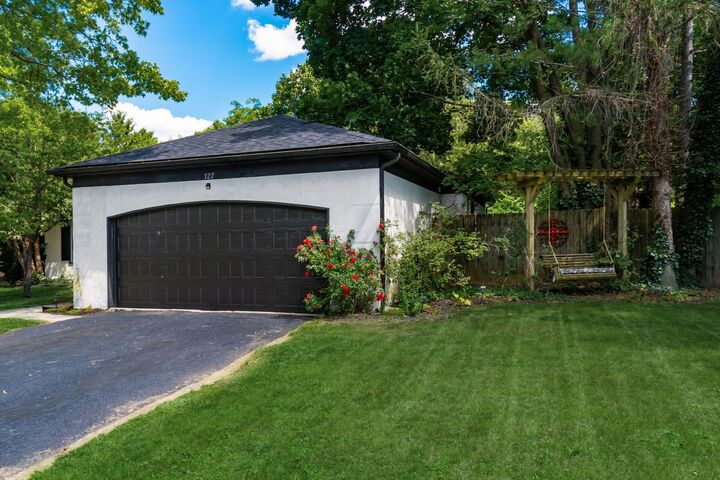 Property Photo:  127 Leawood Drive  OH 43015 