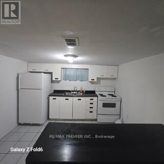 Property Photo:  61 Grandview Avenue Bsmt  ON L3T 1H1 