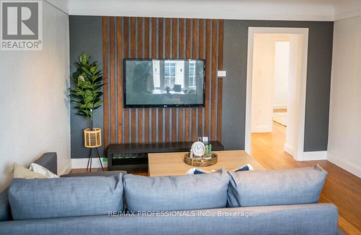 Property Photo:  119 Erb Street A-Upper  ON N2J 1M1 