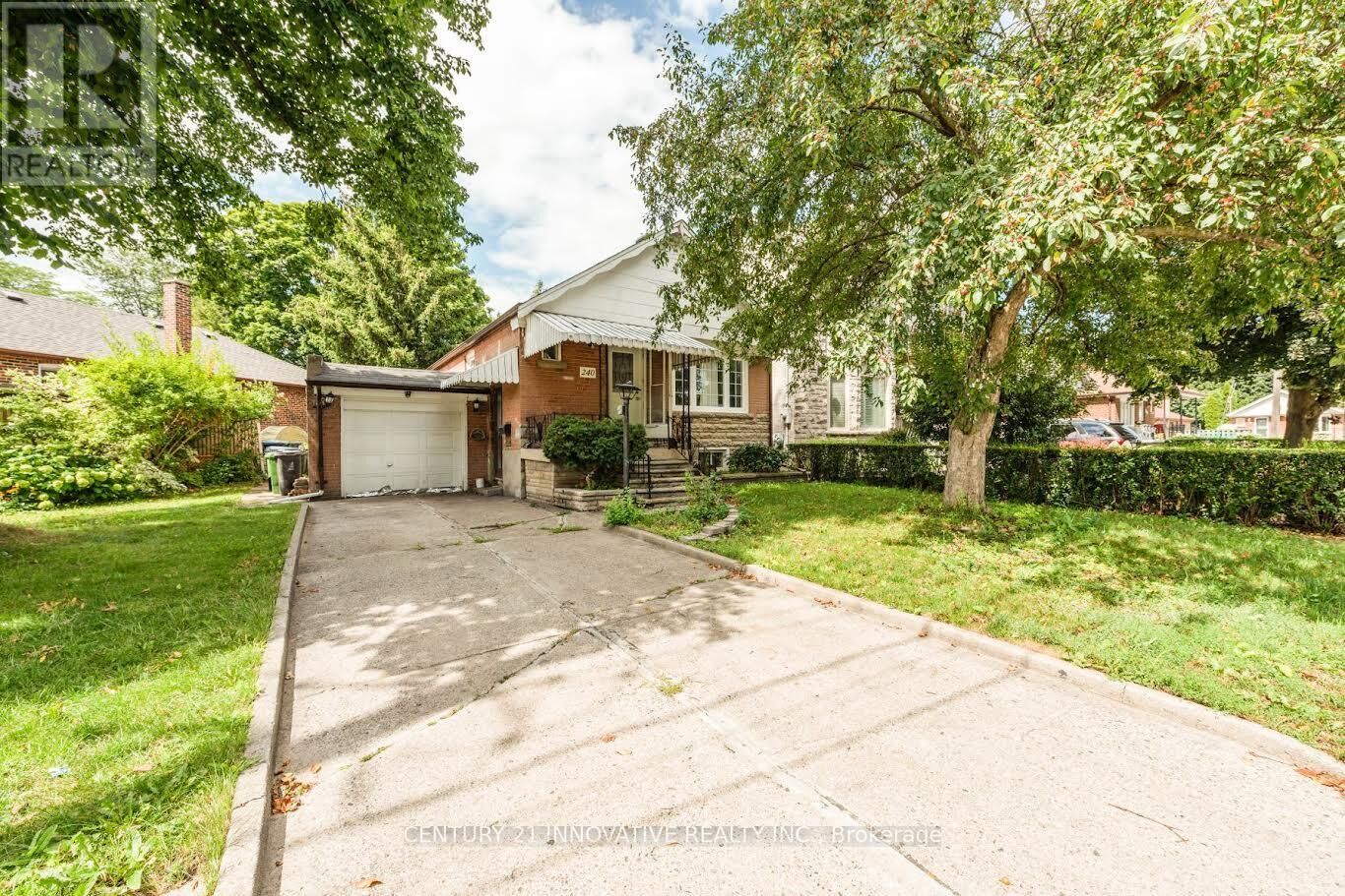 Property Photo:  240 Parkview Hill Crescent #Bsmt  ON M4B 1S3 
