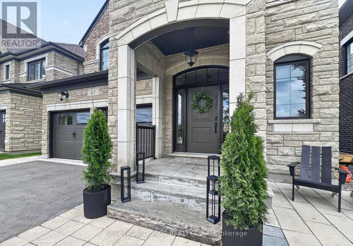 Property Photo:  65 Morning Sparrow Drive  ON L4H 3N5 