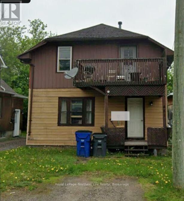 451 Grills Street — photo 1