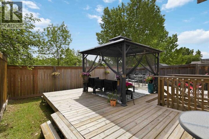 Property Photo:  107 J.w. Mann Drive  AB T9H 5G7 