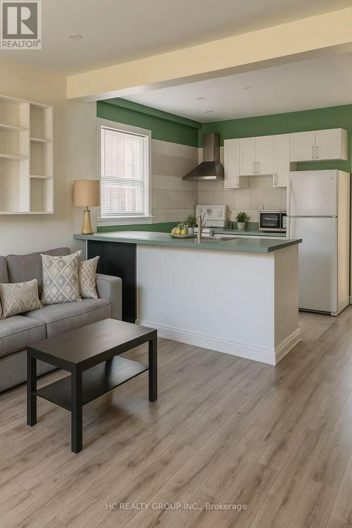 Property Photo: 389 Ruth Avenue ON M2M 2J1