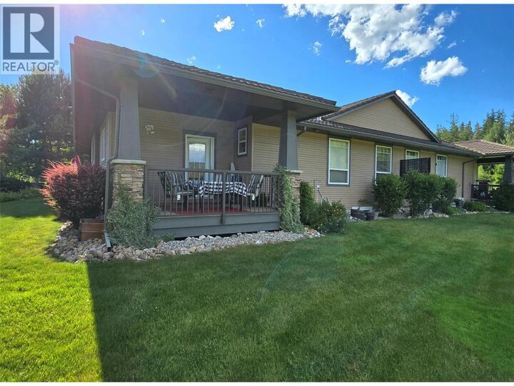 Property Photo: 2693 Golf Course Drive 24 BC V0E 1H1