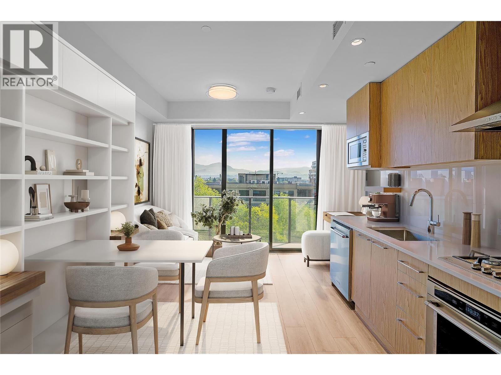 Property Photo: 3051 Abbott Street 609 BC V1Y 0P1