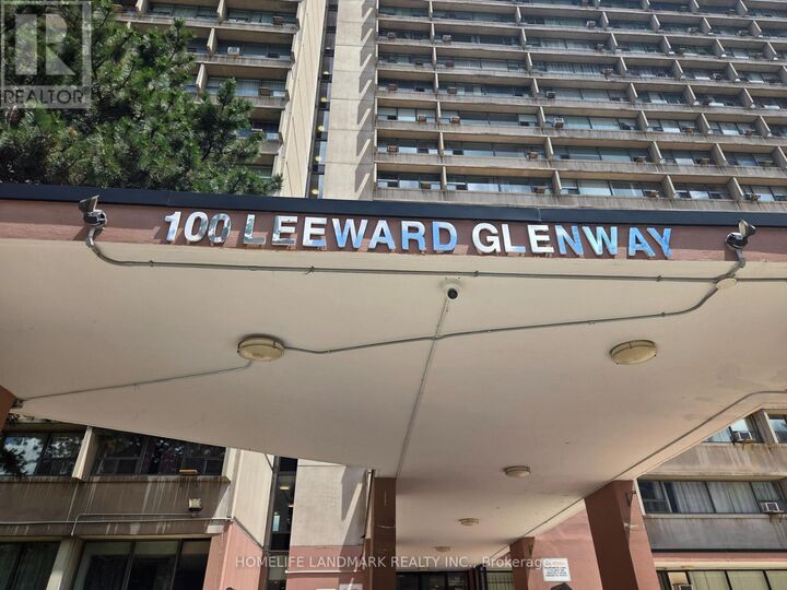 Property Photo:  100 Leeward Glenway 301  ON M3C 2Z1 