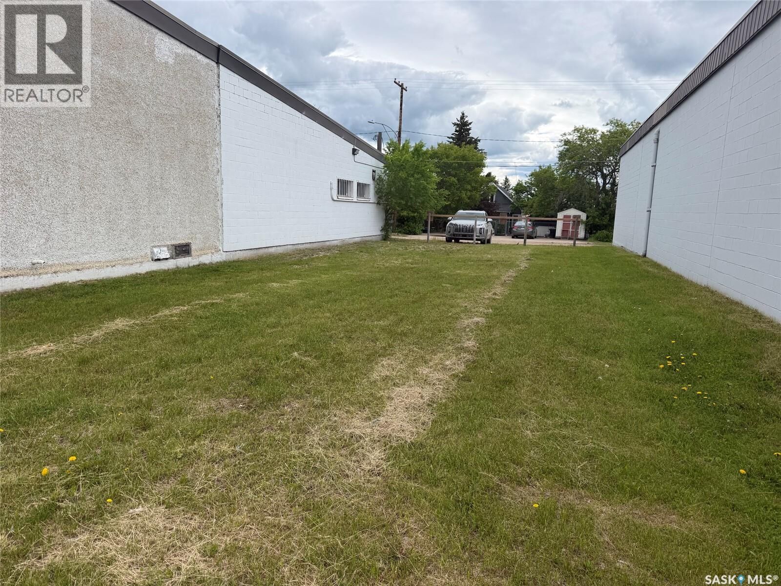 Property Photo:  106 Churchill Street  SK S0E 0Y0 