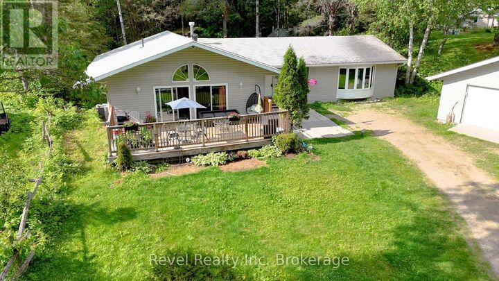 Property Photo: 36 Tebby Boulevard ON P0A 1X0
