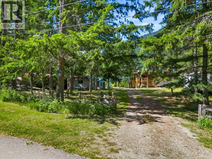 Property Photo: 3866 Rock Island Road BC V0G 1R1