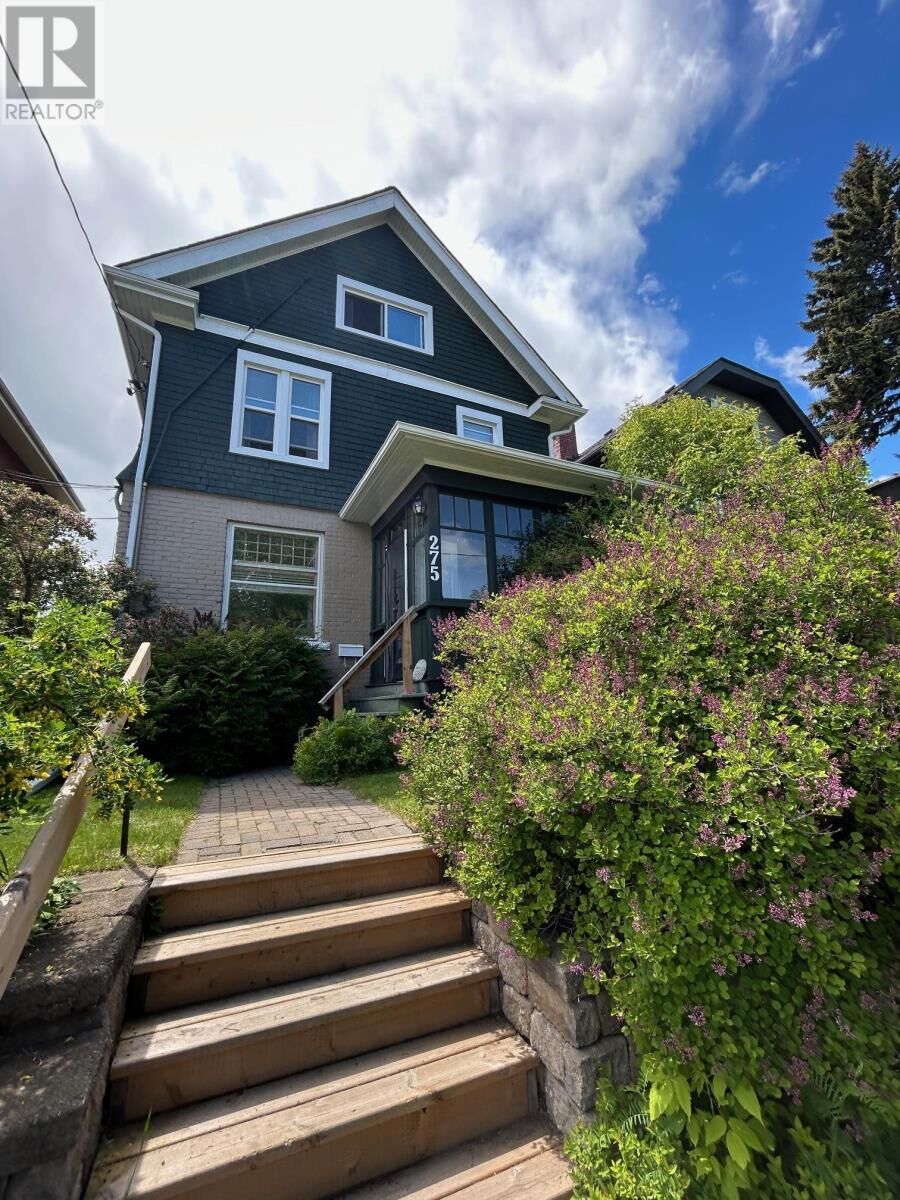 Property Photo:  275 Argyle St  ON P7A 3P2 