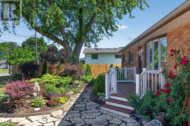 Property Photo:  1804 St. Anne Street  ON N8N 1V4 