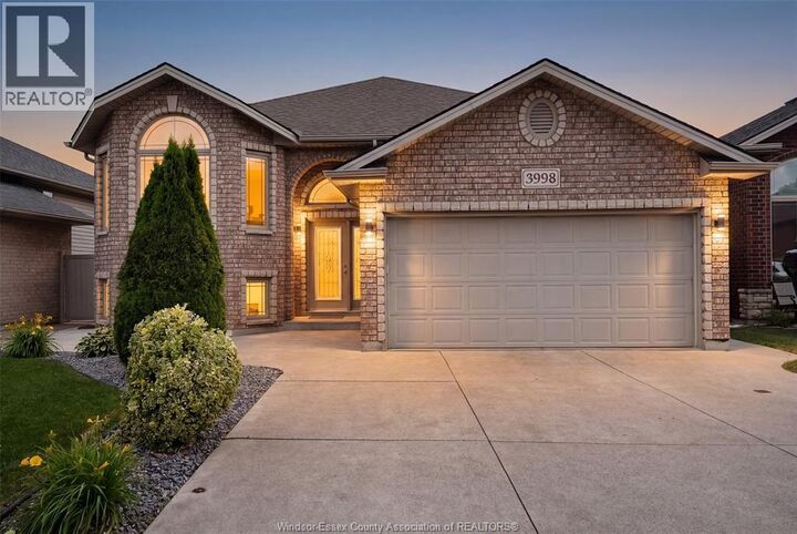Property Photo: 3998 Cosenza Street ON N9G 0A5