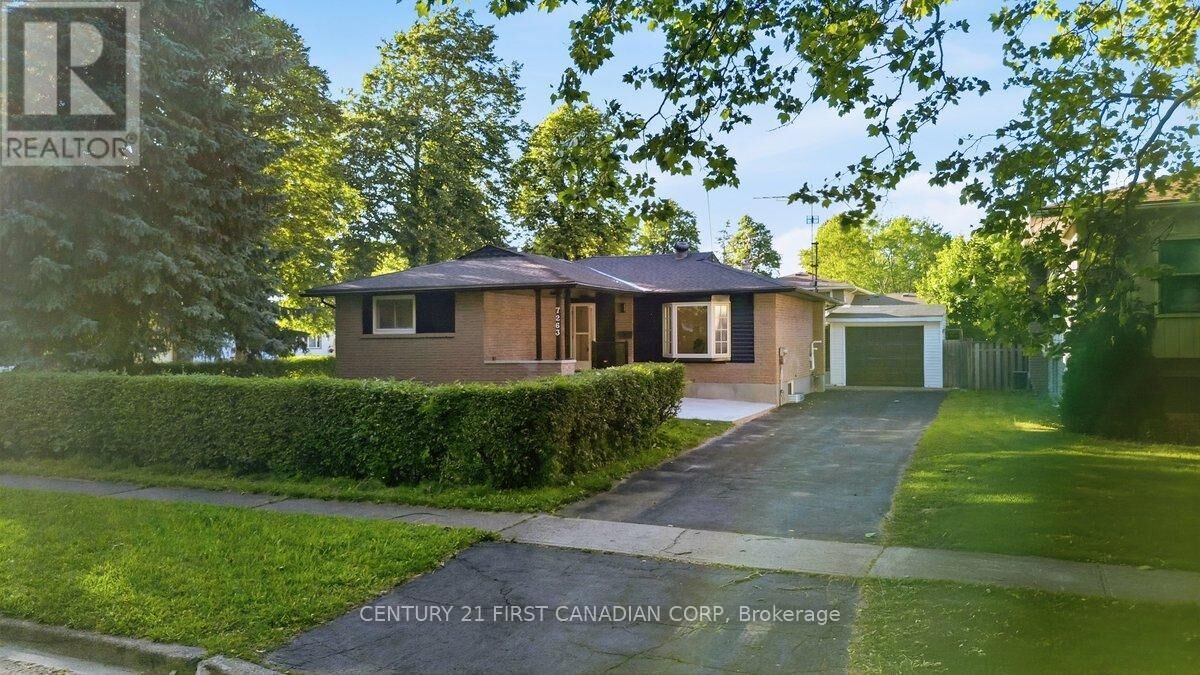 Property Photo: 7263 Maywood Street ON L2E 5P6