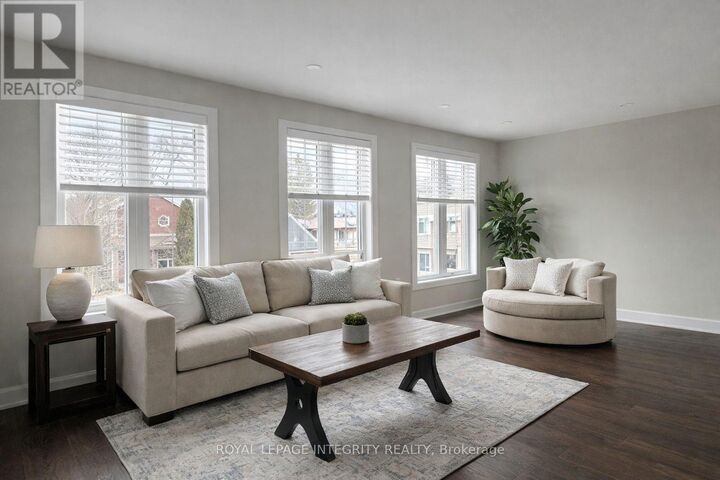 Property Photo: 9 Gwynne Avenue A ON K1Y 1X1