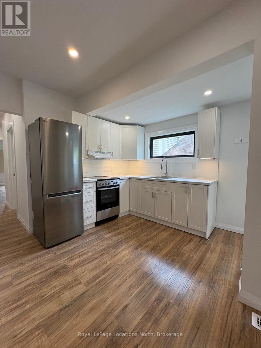 Property Photo:  150 13th Street West 3  ON N4L 3W4 