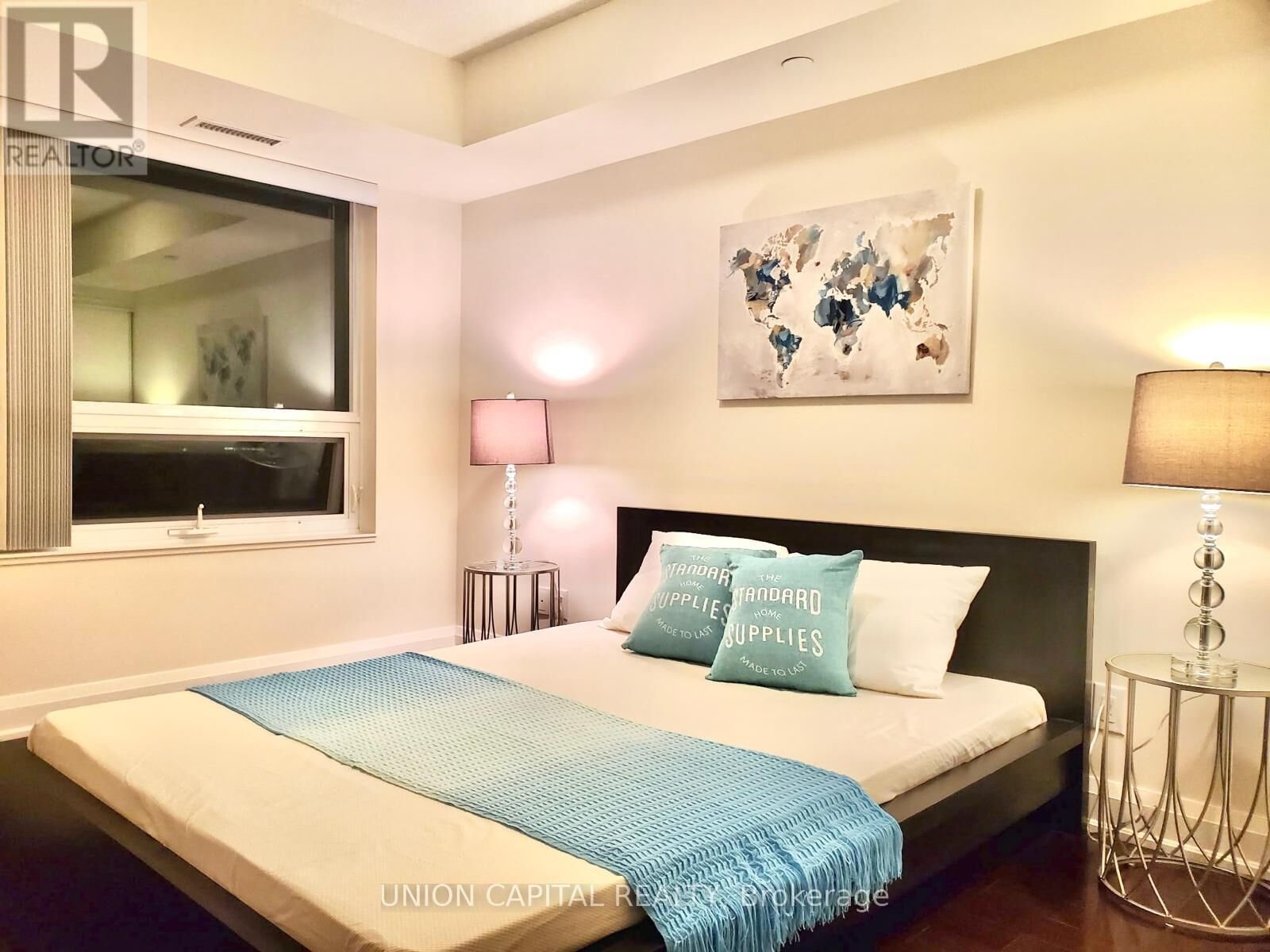 Property Photo:  1 Uptown Drive 910  ON L3R 5C1 