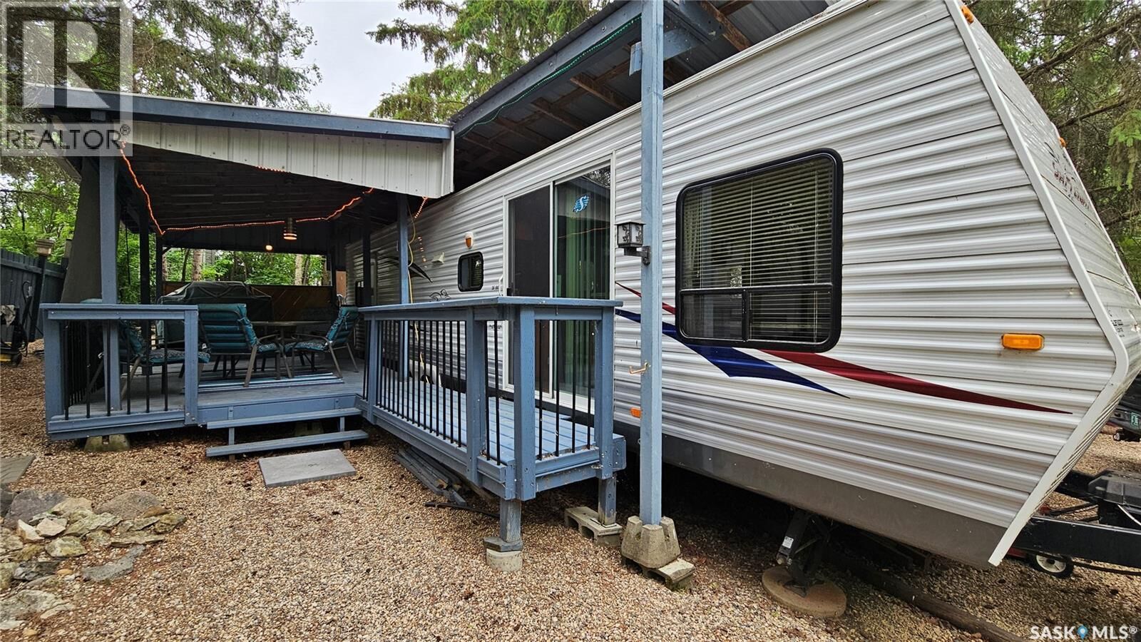 Property Photo:  16 Poplar Beach Resort Village  SK S0K 4P0 