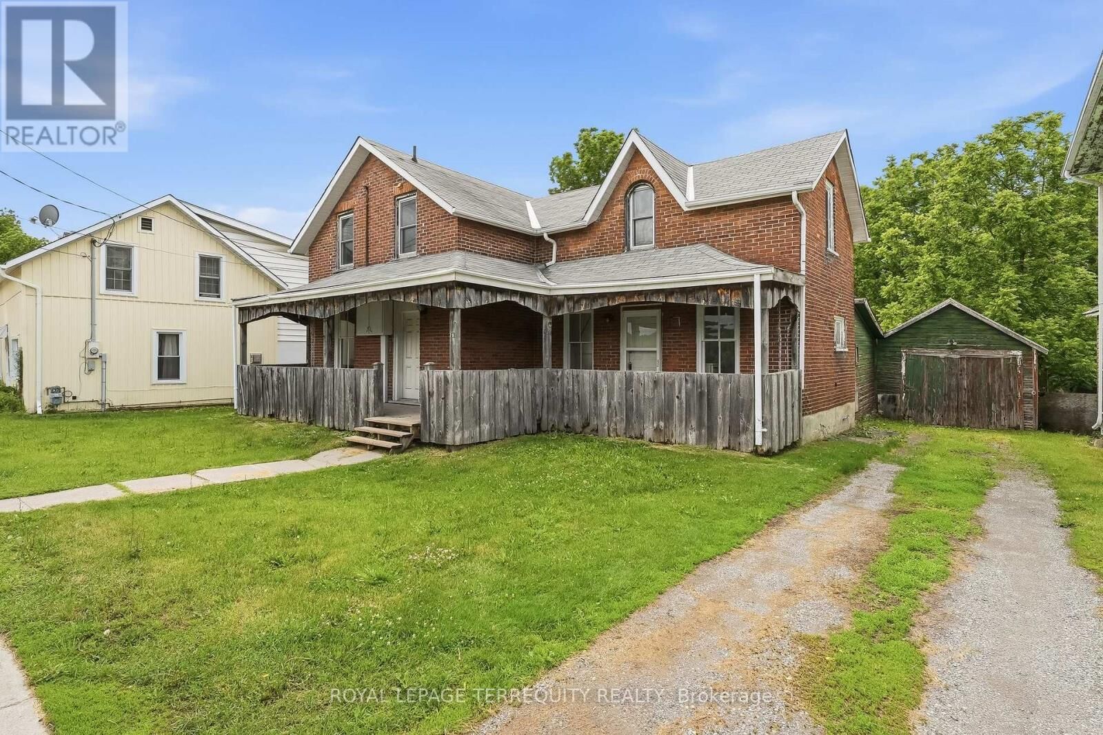 Property Photo: 76 Grand Road ON K0L 1L0