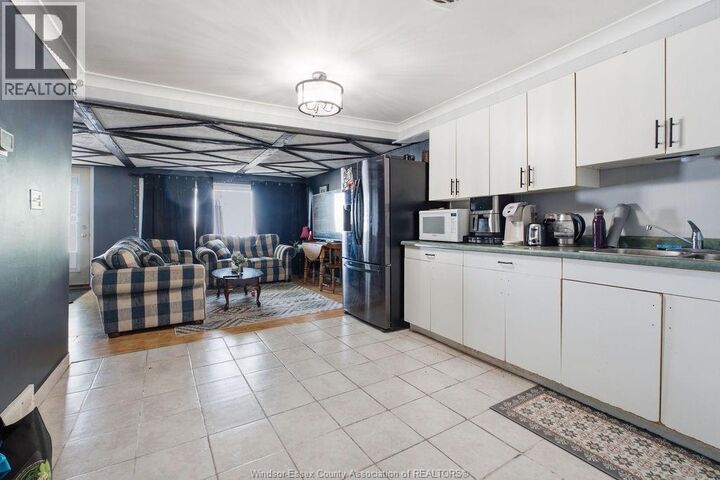 Property Photo:  1437 Heritage Road  ON N9Y 2E6 