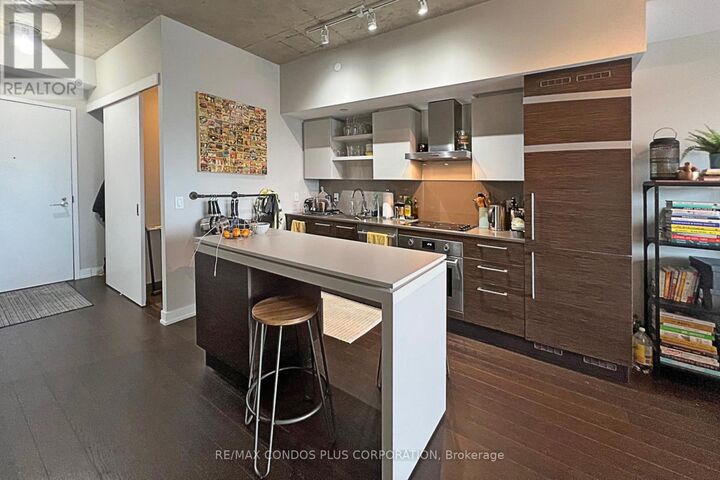 Property Photo: 1030 King Street West 1205 ON M6K 3N3