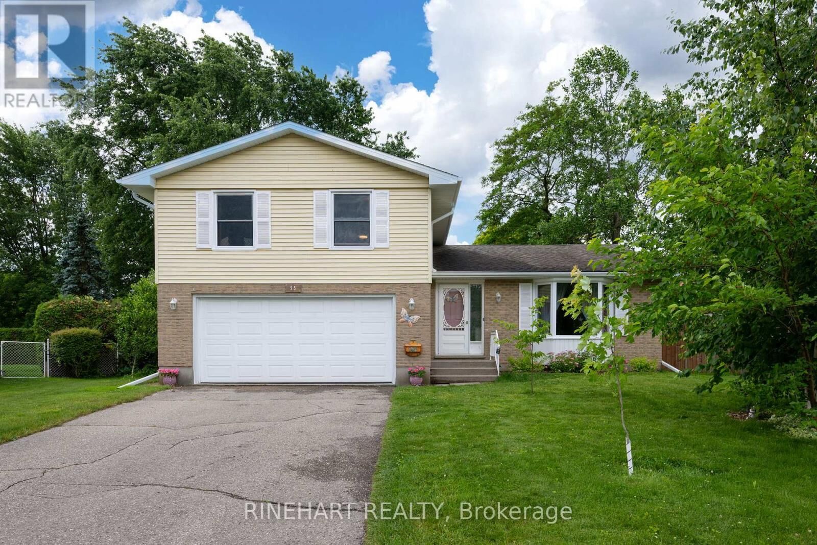 Property Photo: 55 Grenfell Court ON N5X 2N1