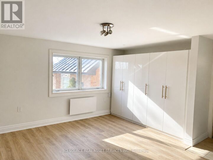 Property Photo: 172 Humbercrest Boulevard Main Fl ON M6S 4L3