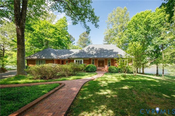 Property Photo: 14491 Three Oaks Terrace VA 23192