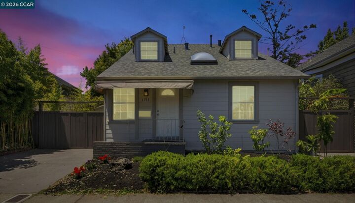 Property Photo: 1711 Willow Street CA 94501