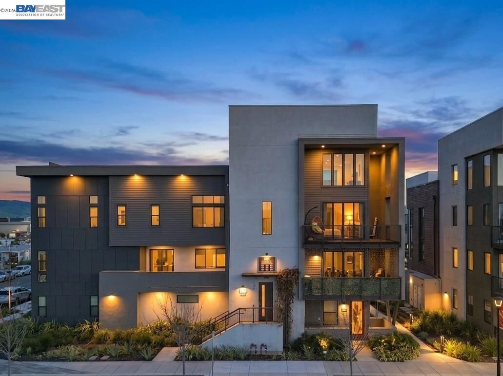 Property Photo:  44849 Insight St 1001  CA 94538 