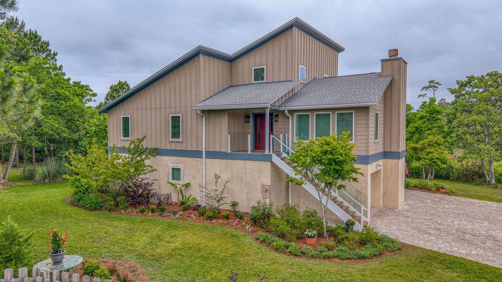Property Photo:  1132 Soundview Trail  FL 32561 