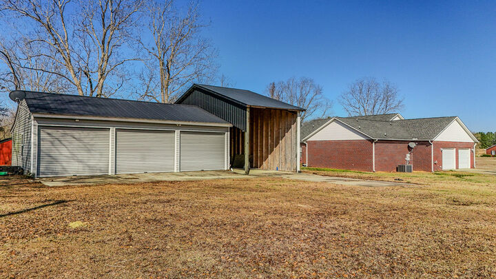 Property Photo:  1333 Parrish Road  AL 36442 