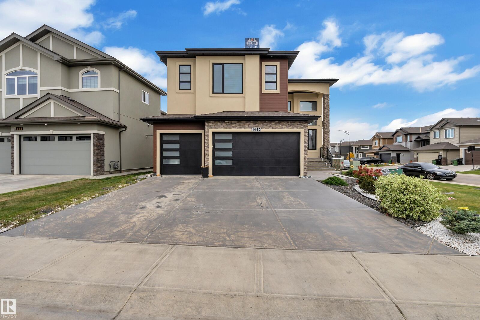 Property Photo: 1460 25 Street NW AB T6T 2K7