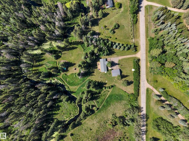 Property Photo: 473058 Rge Road 243 A AB T0C 1Z0