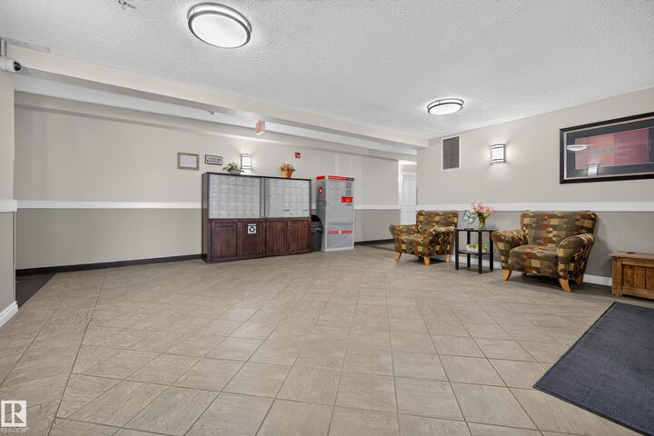 Property Photo:  6 Spruce Ridge Drive 204A  AB T7X 4M5 
