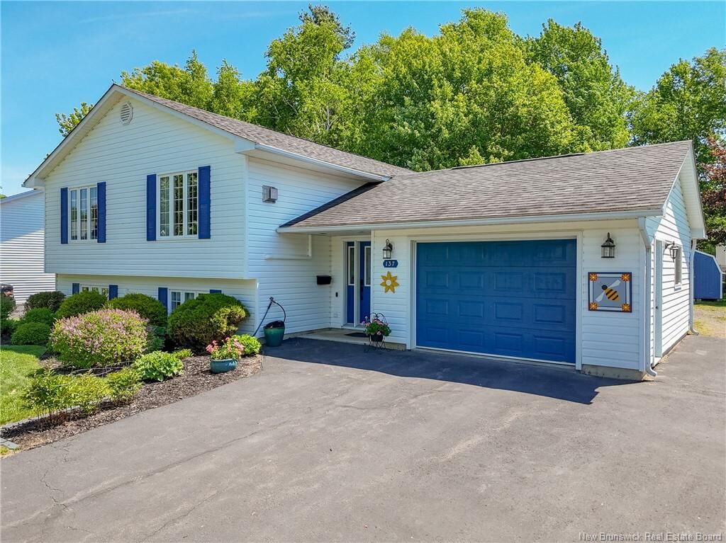 Property Photo: 137 Manresa Drive NB E3A 9S9