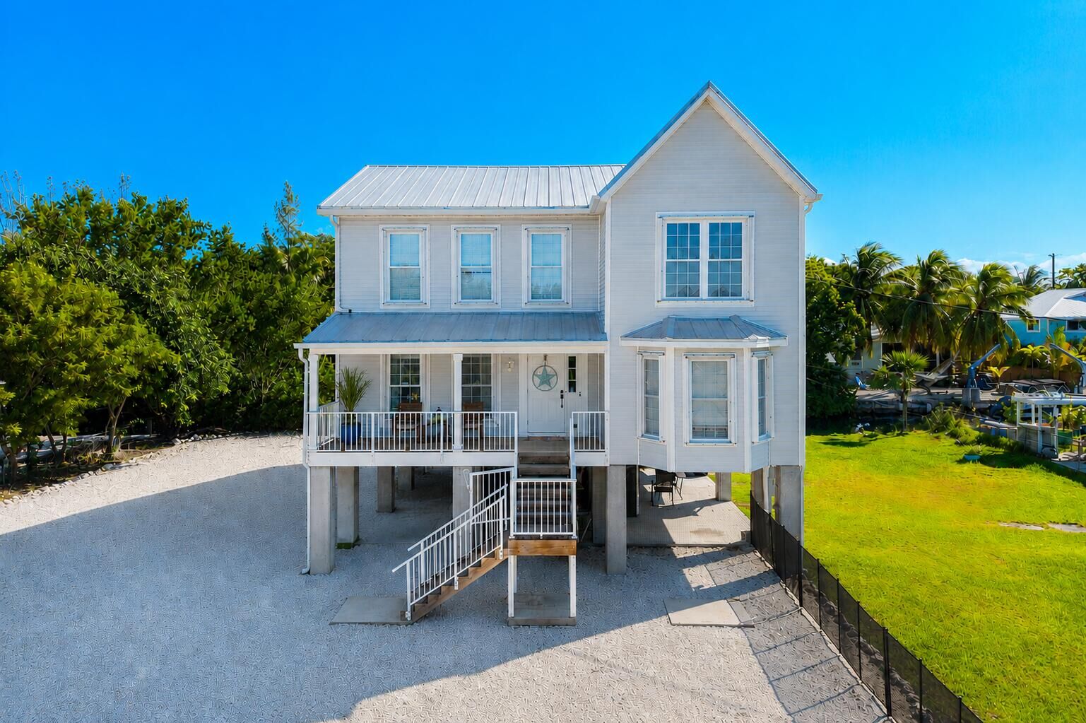 Property Photo:  1615 Fern Avenue  FL 33043 