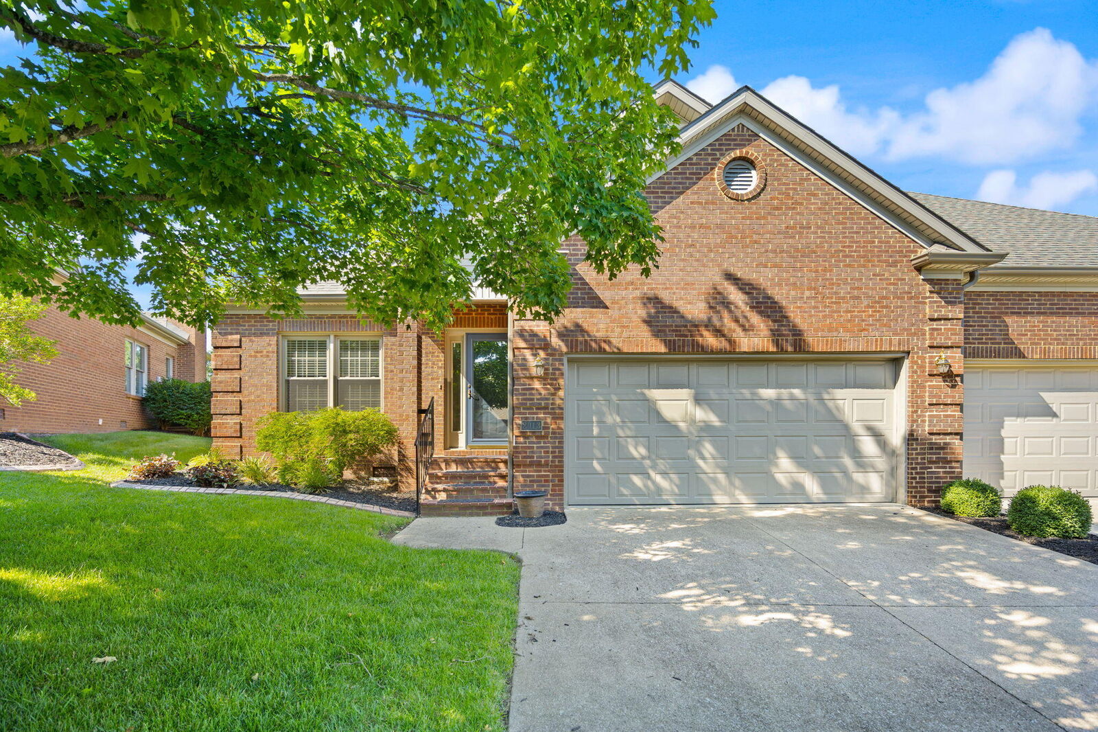 Property Photo:  2013 Highlands Drive  KY 40475 