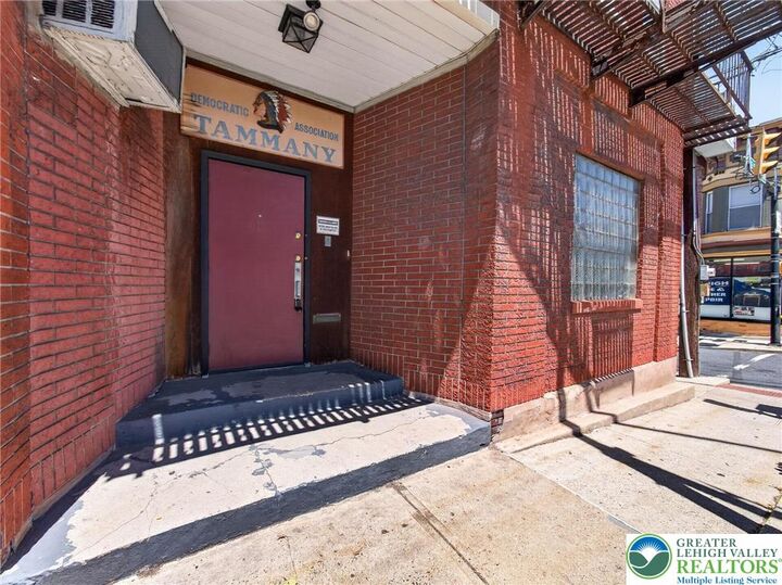 Property Photo:  429 E 4th Street  PA 18015 