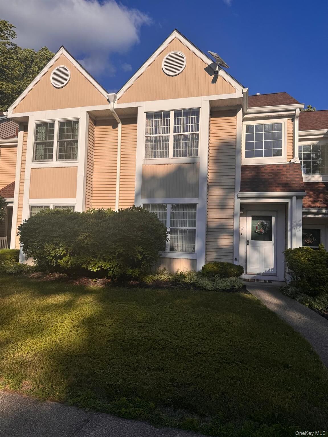 Property Photo: 8 Creekside Circle NY 10977