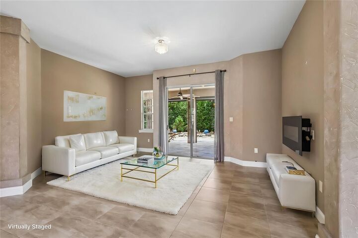 Property Photo: 2728 Running Springs Loop FL 32765