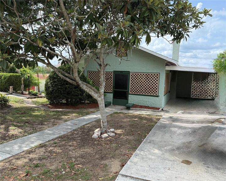 Property Photo: 534 W Osceola Street FL 34711