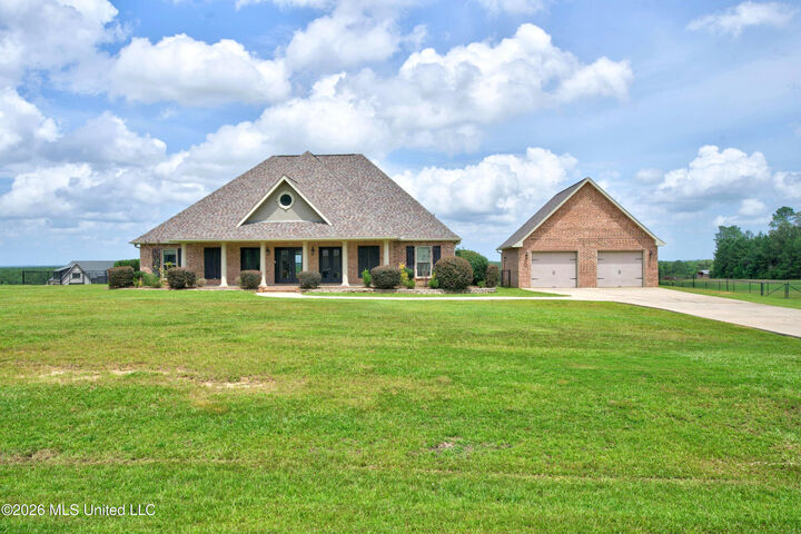 Property Photo:  74 The Hills Drive  MS 39426 