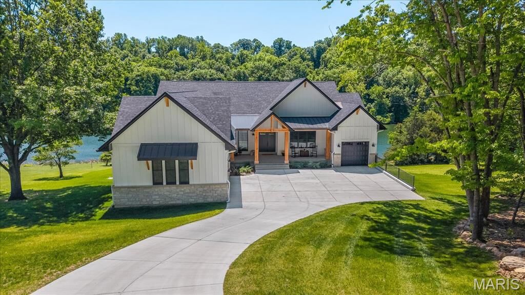 Property Photo: 4444 Augusta Shores Drive MO 63332