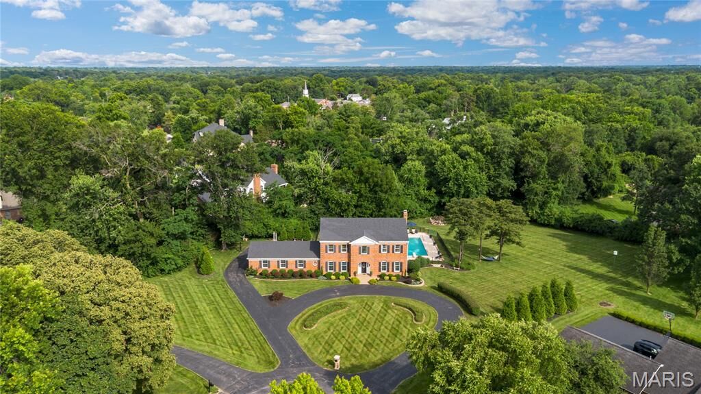 Property Photo: 12404 Cedar Moor Drive MO 63131