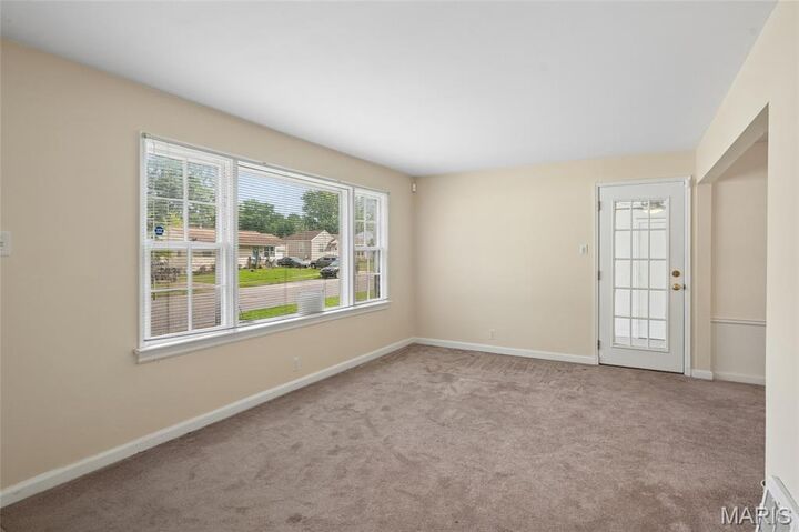 Property Photo:  10200 Coburg Lands Drive  MO 63137 