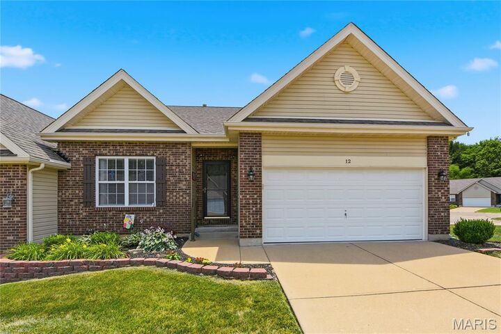 Property Photo:  12 Parkville Lane  MO 63028 